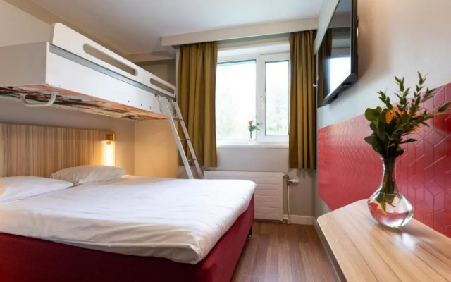 Ibis Hotel