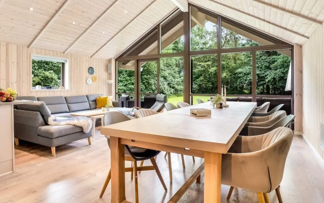 5 Star Holiday Home in Vaeggerlose