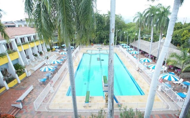 Hotel Bachue Girardot