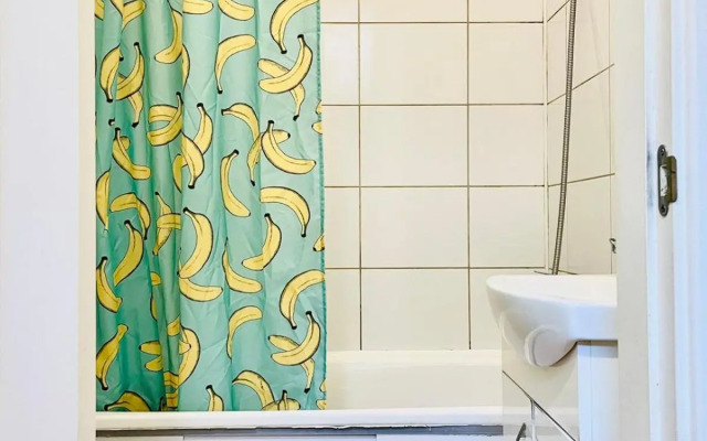 Городоцька 58, недалеко від жд вокзалу, центр