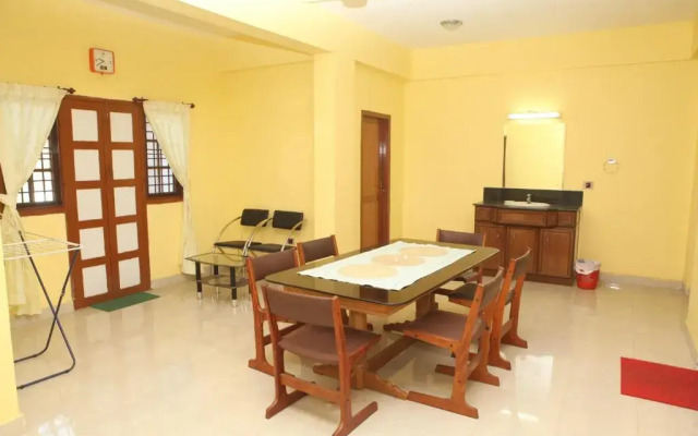 Redrose Service Apartment