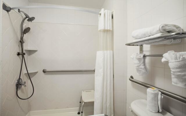 Days Inn By Wyndham Philadelphia Convention Center