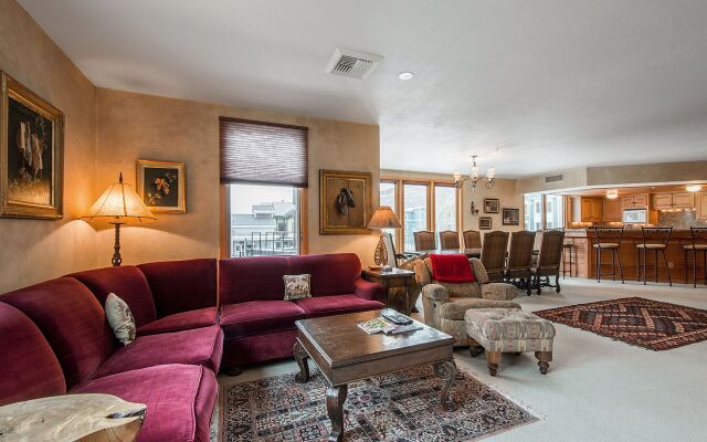The Caledonian by All Seasons Resort Lodging