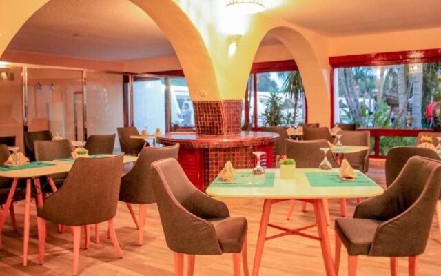 Assam Hotel