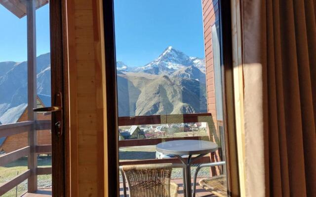 Kazbegi Twins
