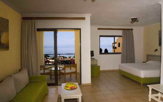 Hotel Prassino Nissi
