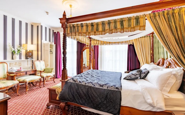 Hubert House Guesthouse