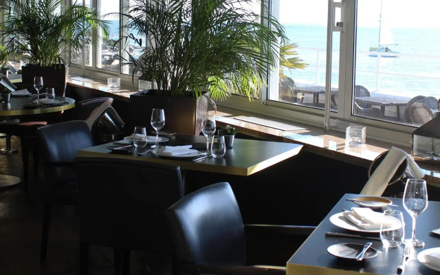 Haven Hotel