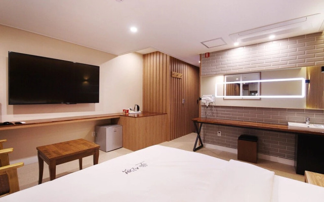 Yeongju Sanchaek Self Check-in Motel