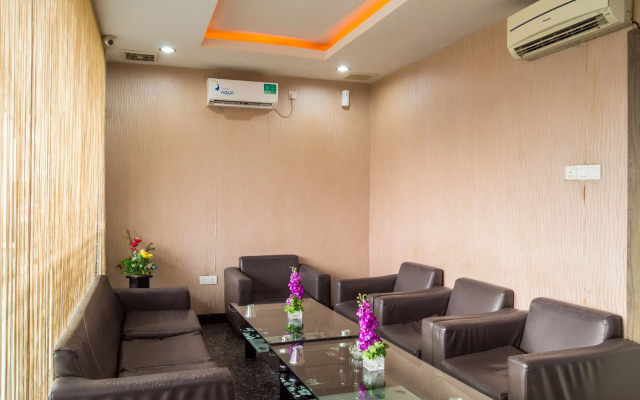 OYO 625 Hotel Golden Gate