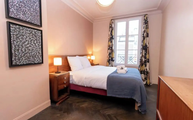 Wonderful Apartment Terrace Center of Paris