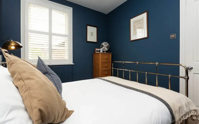 Veeve - Modern Cottage