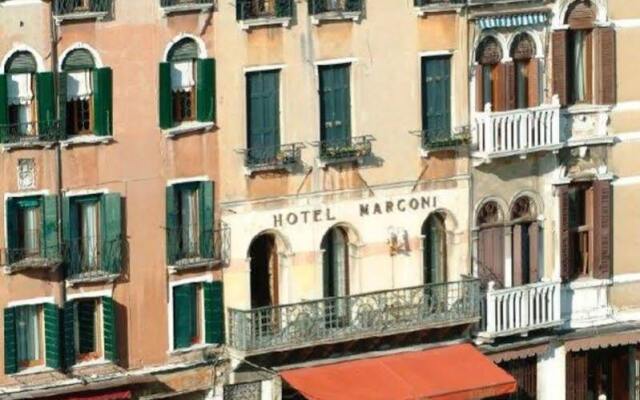 Hotel Marconi