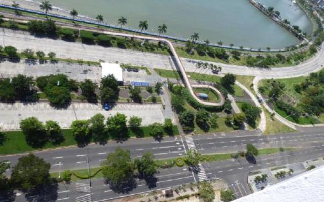 Oceanfront Casco Viejo 22