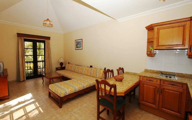 Apartamentos Punta Marina