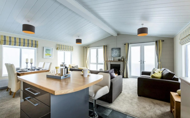 Three Bedroom Lodge 2