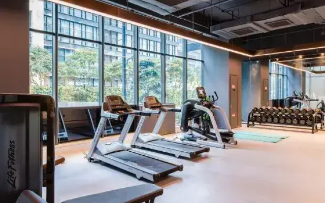 MeiWei Hotel (Shanghai Hongqiao Airport National Exhibition Center)