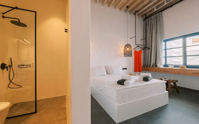 Kalathos Square Luxury Suites