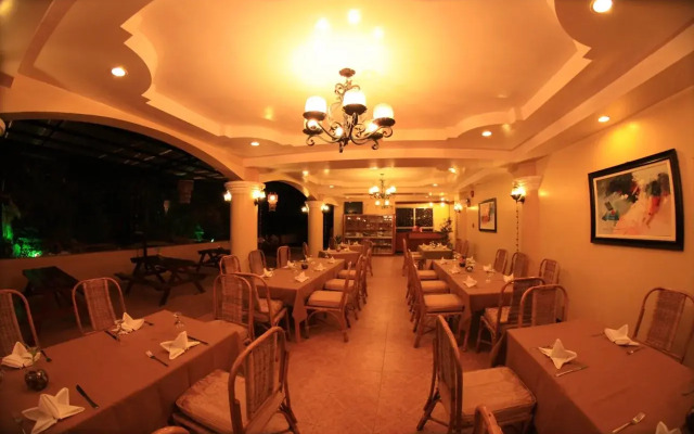 Tapyas View Deck Hotel