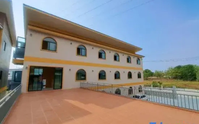 Walan hotel sriracha