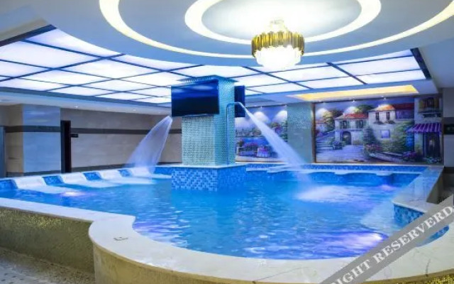 Haiyue Holiday Inn Spa
