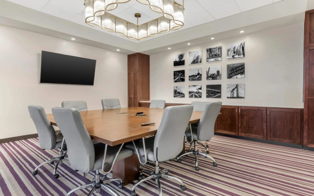 Comfort Inn Brooklyn Center