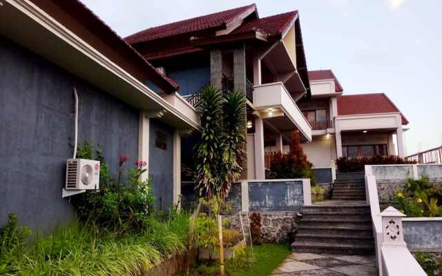 Senaru Lodge