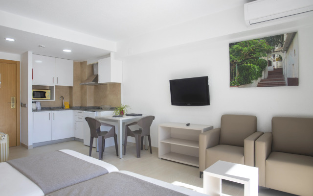 Aparthotel Levante Club