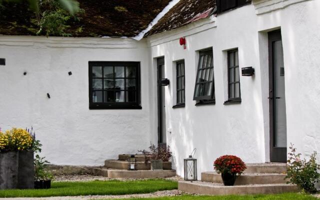 Gnalöv Gård B&B