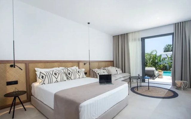 Vanik Suites