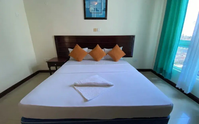 Lux Suites La Vida Sunrise Apartments