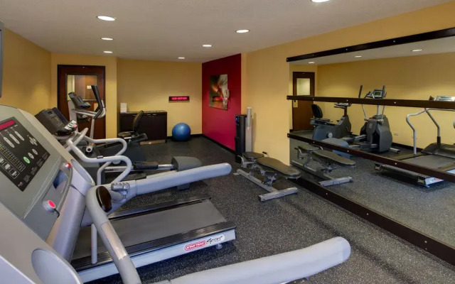 Courtyard Houston Brookhollow