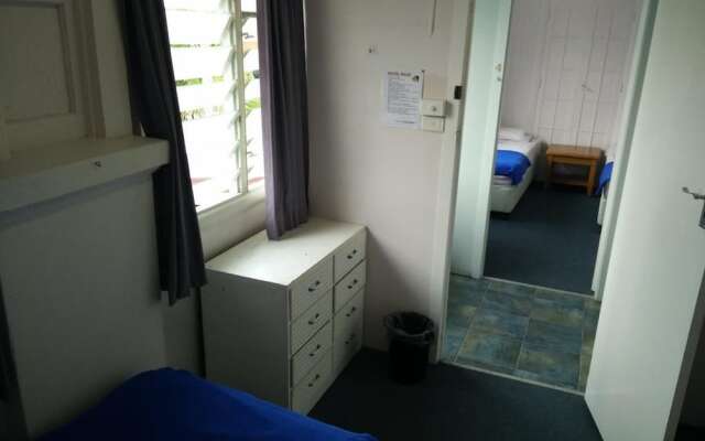 Cairns Girls Hostel