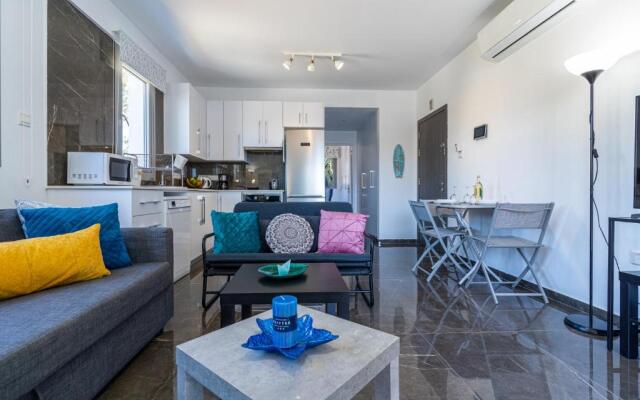 Kmeidos 1-Bedroom Apartment in Larnaca