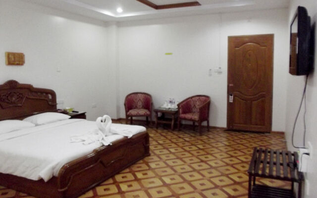 Famous Parami Hotel