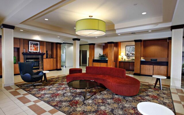 Fairfield Inn & Suites Sudbury