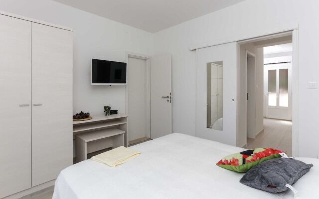 Apartments Posta