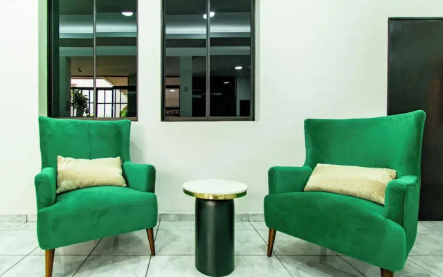 Lorenzo Hotel
