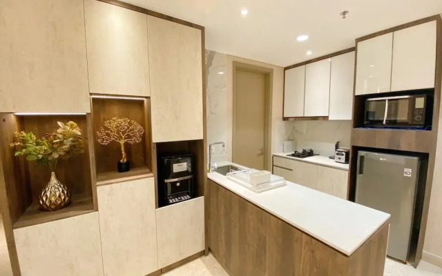 Gold Coast PIK Sea View Apartments by LongeSuites