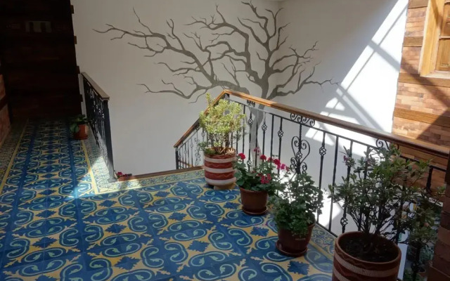 The Cranky Croc Hostel