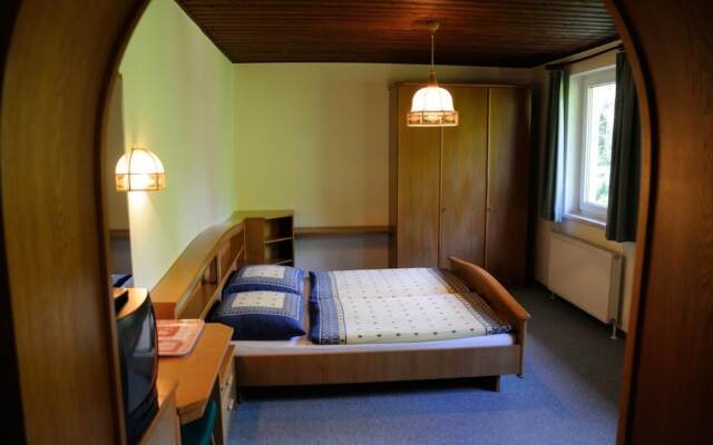 Strandhotel Weyregg