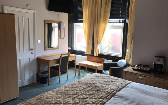 Harefield Manor Hotel