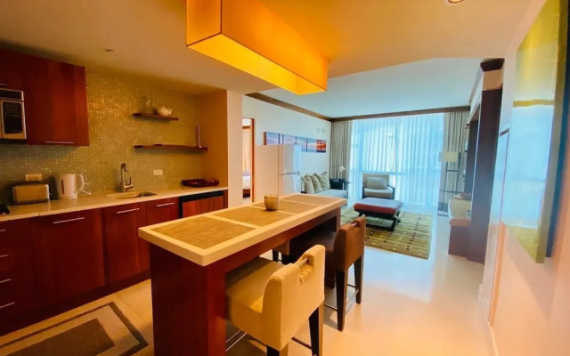 Carillon Miami Beach Private Suites