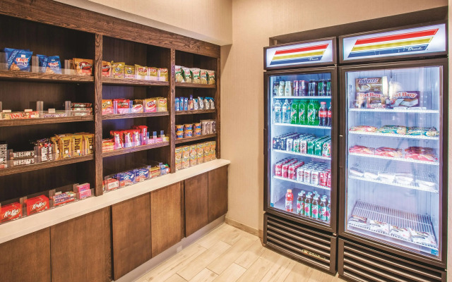 La Quinta Inn & Suites by Wyndham Duluth