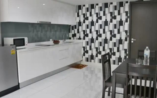The Place Pratumnak by Pattaya Rental Apartments