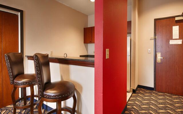 BEST WESTERN PLUS McKinney Inn & Suites