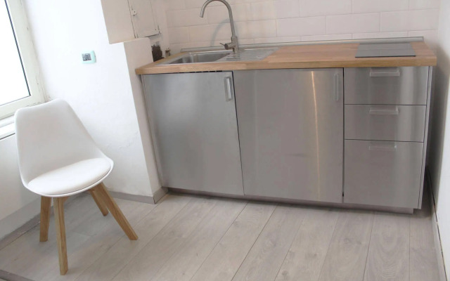 MONOhouse & DueVolteApartment