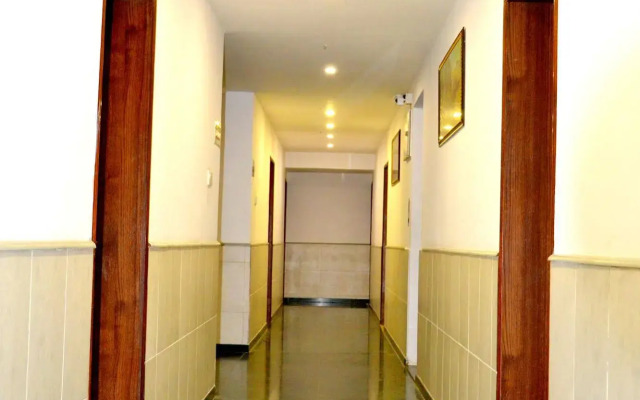 Hotel Flora Inn