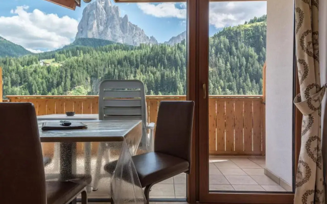 Garni Hotel Gardena App Dolomites 3