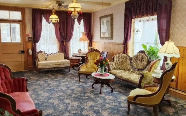 Fairweather Inn